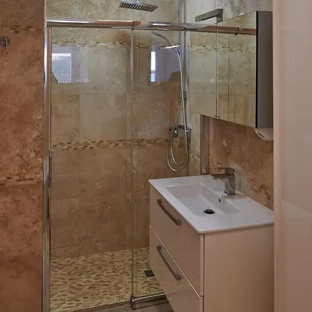 Apartmán - Coeur De Et Proximite Canaux , Plein Soleil, Vue St Clair *