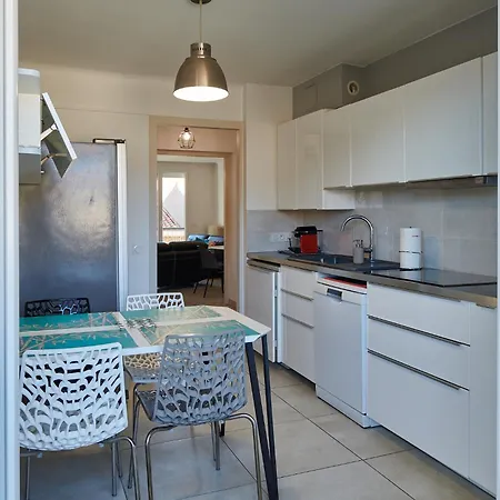 - Coeur De Et Proximite Canaux , Plein Soleil, Vue St Clair Apartment *