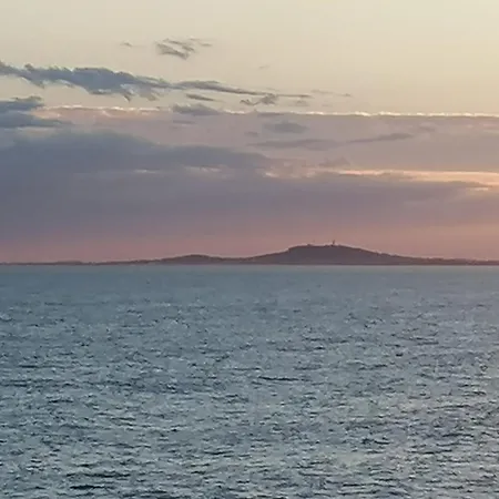 - Coeur De Et Proximite Canaux , Plein Soleil, Vue St Clair Apartment Sète