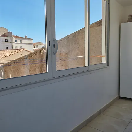 - Coeur De Et Proximite Canaux , Plein Soleil, Vue St Clair * Sète